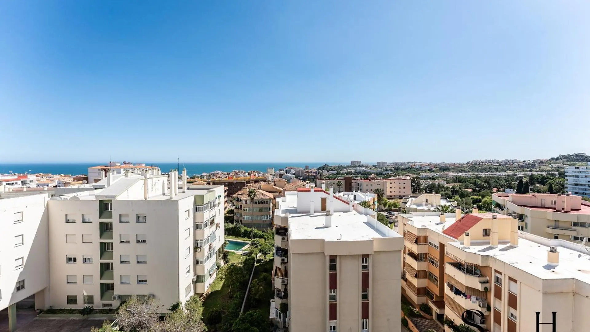 בנאלמדנה Central 2 Bed I Pool I Sea View 0*,  ספרד